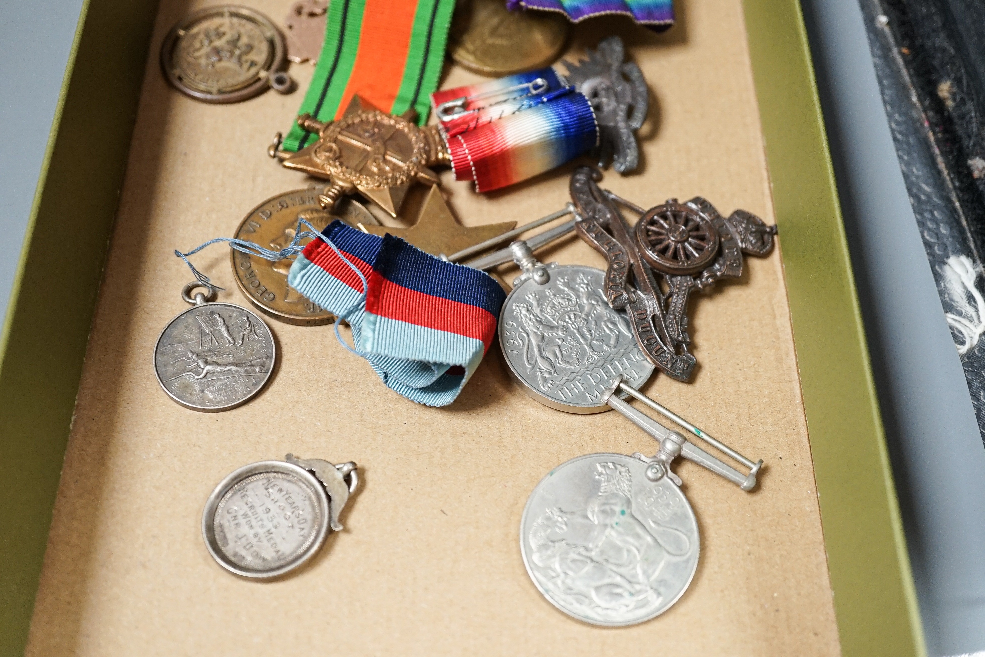 WW1 medals to include a trio to 7522 L.CPL. A.T. CHART 11/BN. A.I.F and a trio to J.A. CHART V.A.D., WW2 medals, a 9ct medal etc.